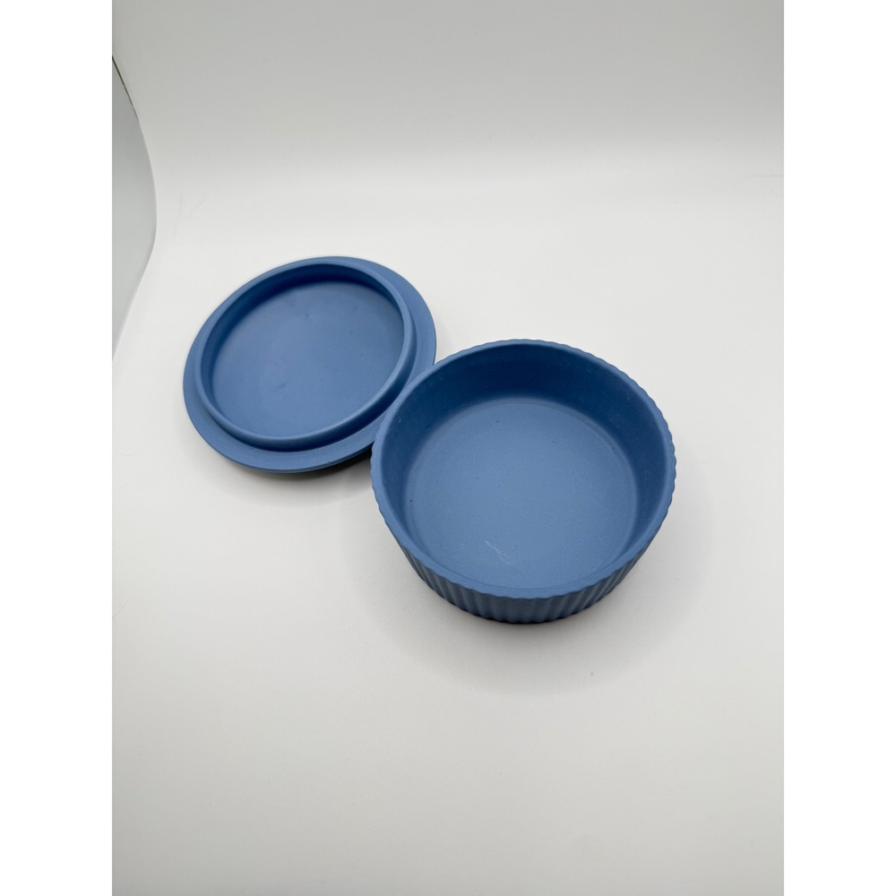 Wedgwood Jasperware Blue Aurora Chariot Round Trinket Box Made in England - Picture 3 of 5